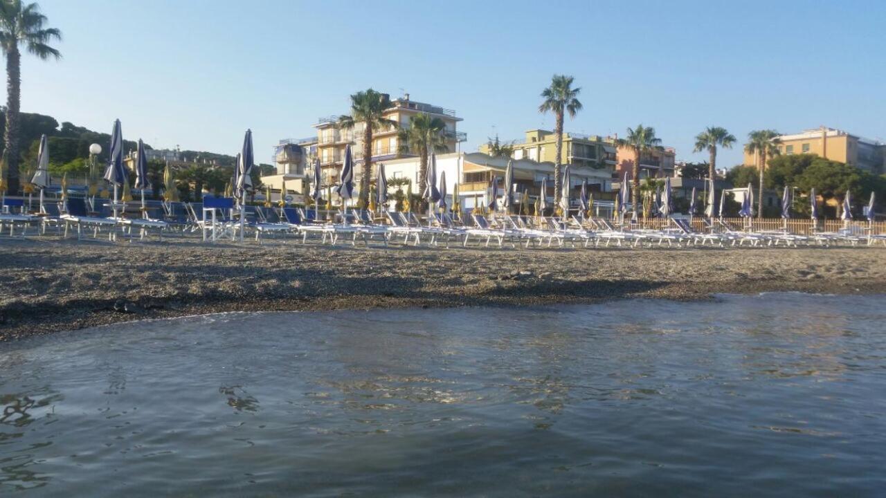 Hotel Villa San Giuseppe San Bartolomeo Al Mare Eksteriør billede