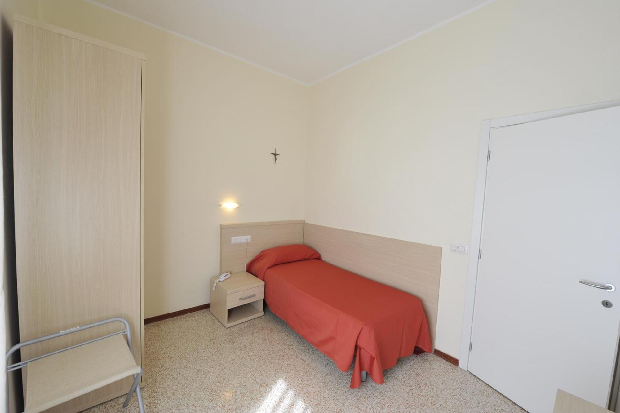 Hotel Villa San Giuseppe San Bartolomeo Al Mare Værelse billede