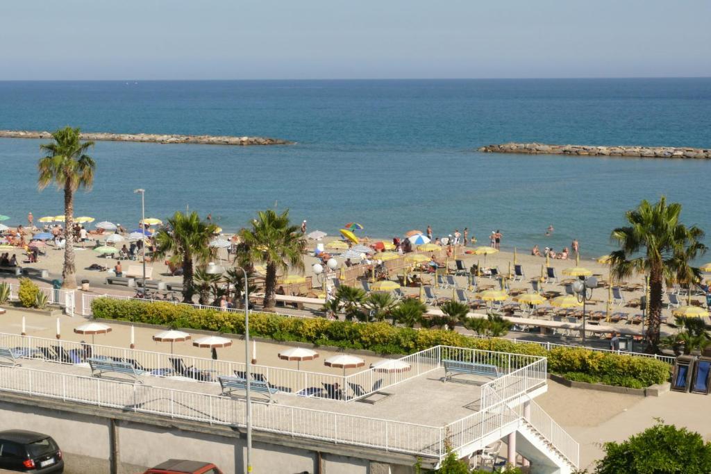 Hotel Villa San Giuseppe San Bartolomeo Al Mare Eksteriør billede