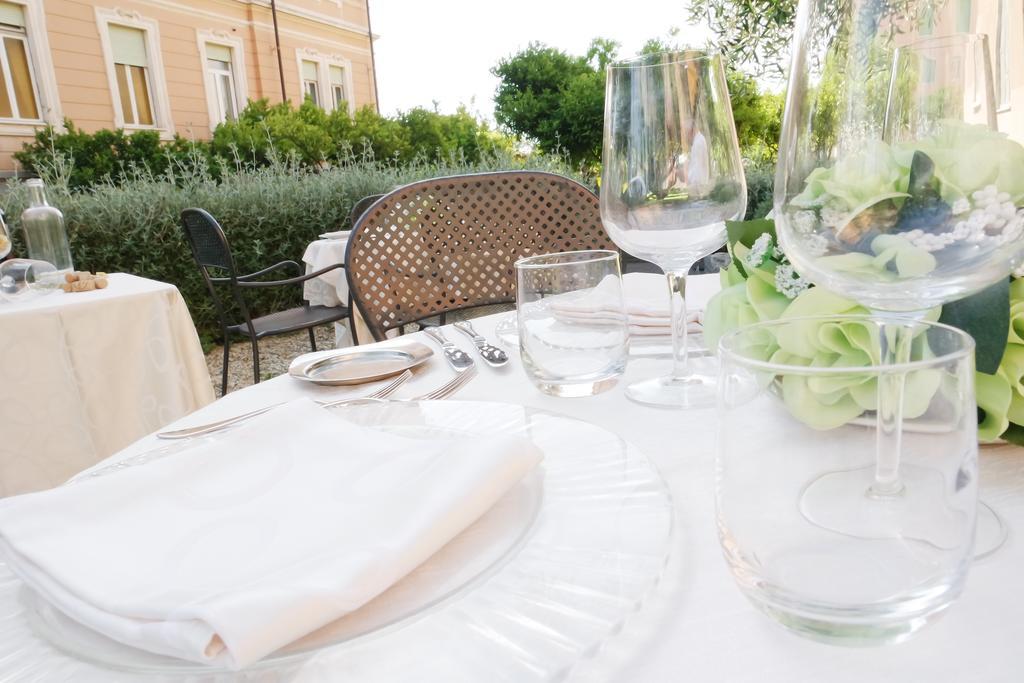 Hotel Villa San Giuseppe San Bartolomeo Al Mare Eksteriør billede