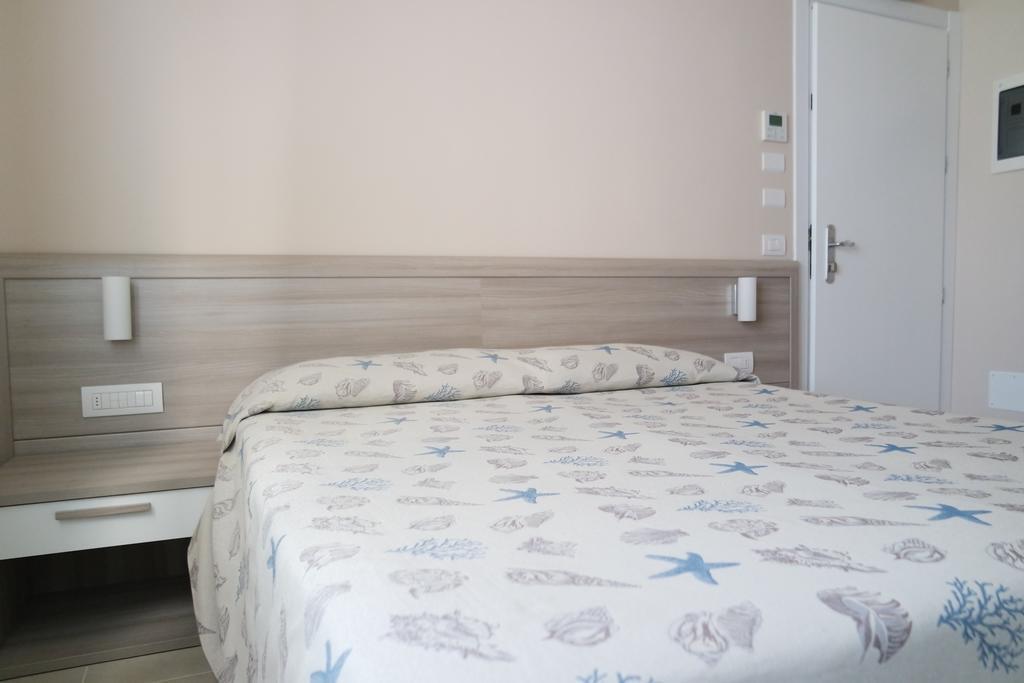 Hotel Villa San Giuseppe San Bartolomeo Al Mare Eksteriør billede